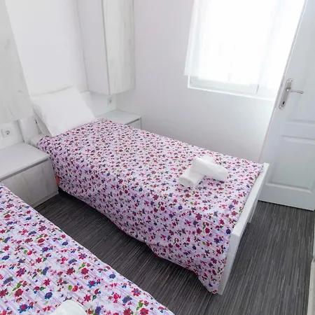 Appartement Kamp Mara Mobile House Ivana Pakoštane