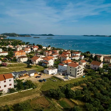 Kamp Mara Mobile House Ivana Apartman *