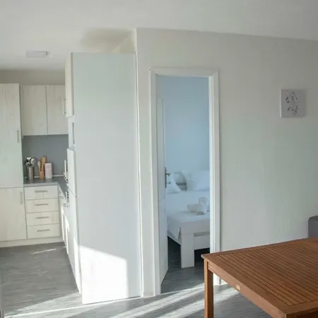 Apartment Kamp Mara Mobile House Ivana *